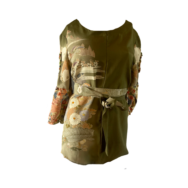T825 'heart on my sleeve' vintage kimono olive green silk top-small