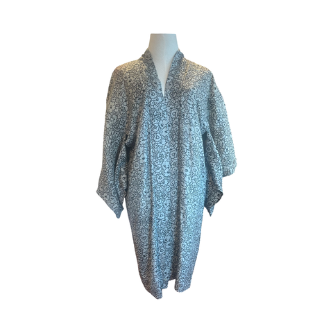 Japanese vintage Meisen  silk haori grey damask with repetitive black floral