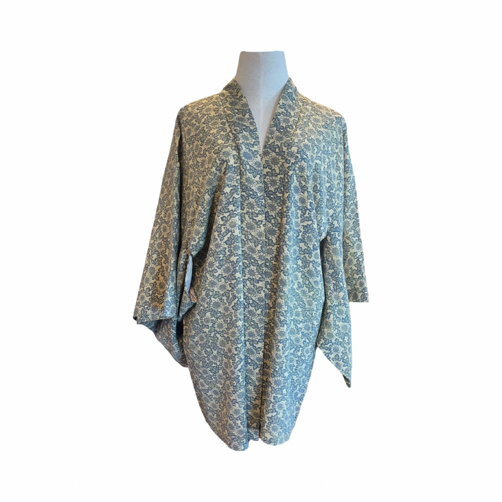 Japanese vintage silk haori /jacket- repetitive floral kasuri