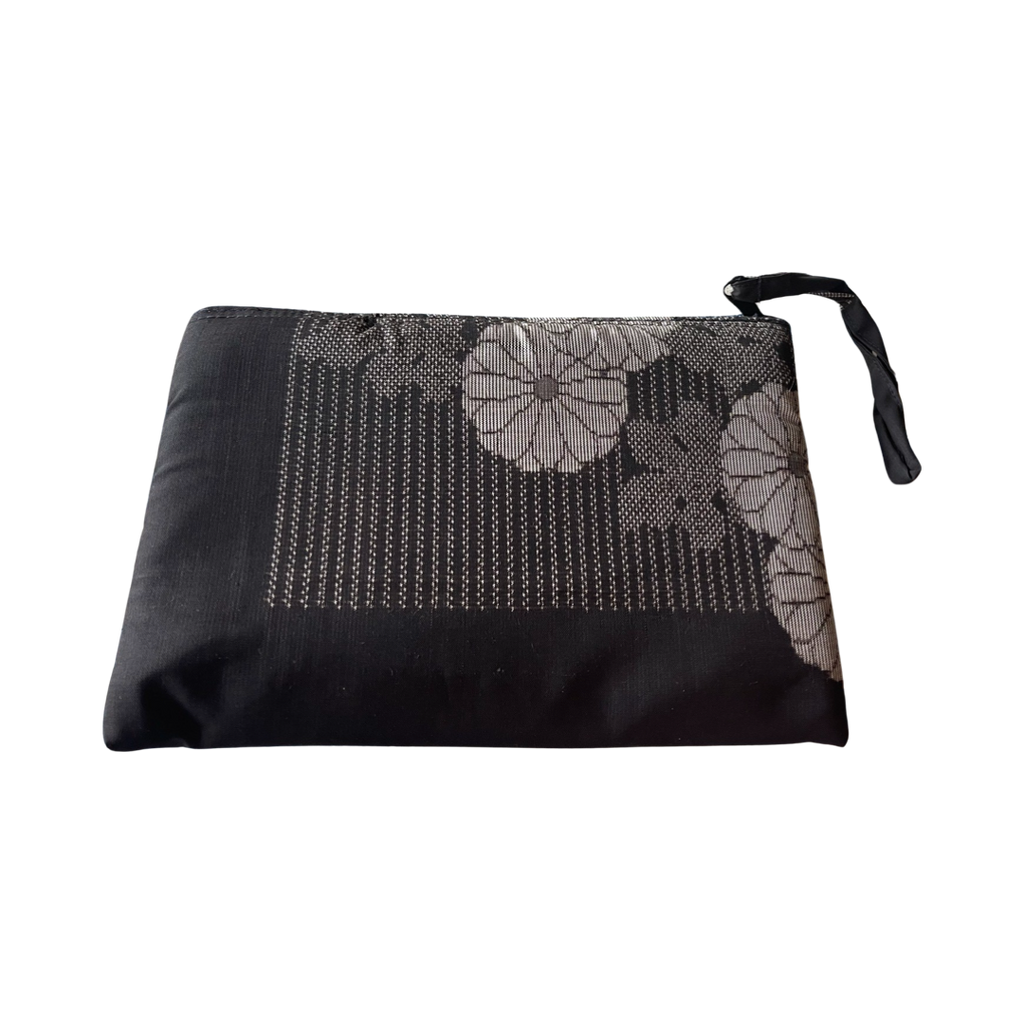 Wristlet Pouch black + white floral